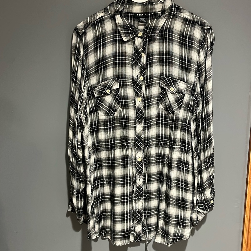 Torrid plaid, long sleeve blouse, size one